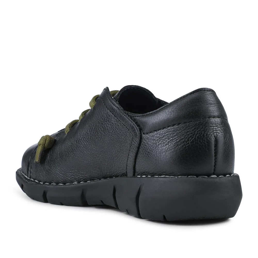 Thick Laced Leather Shoes - SERVI42003 / 328 007 - Black - Image 3