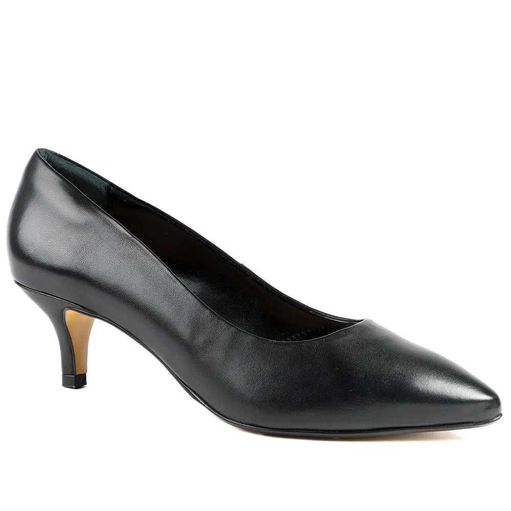 Van Dal Alexis Wide Fit Leather Court Shoes - GUP42507 / 328 845 - Black Leather
