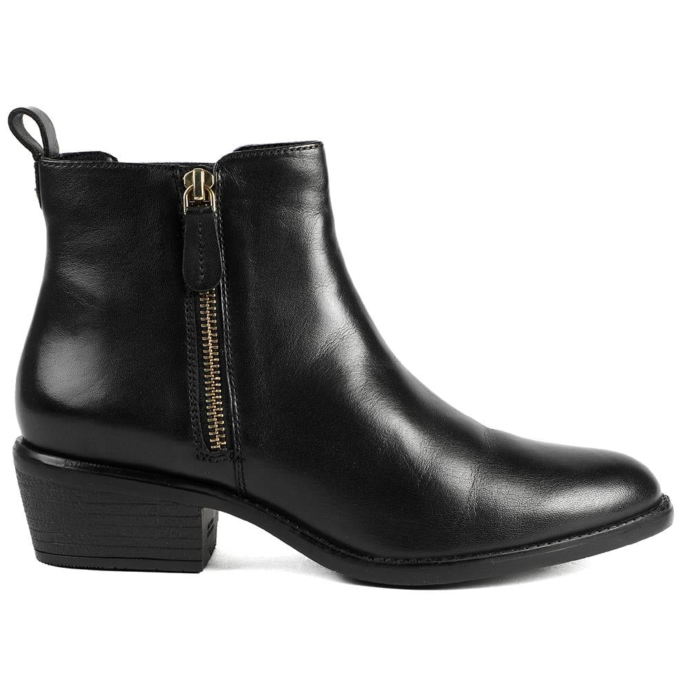 Van Dal Barlow II Wide Fit Leather Ankle Boots - GUP42502 / 328 840 - Black Leather - Image 2