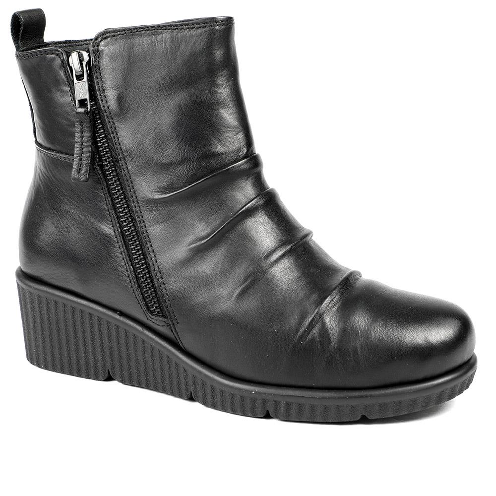 Van Dal Leather Zip Up Ankle Boots - SERVI42502 / 329 327 - Black