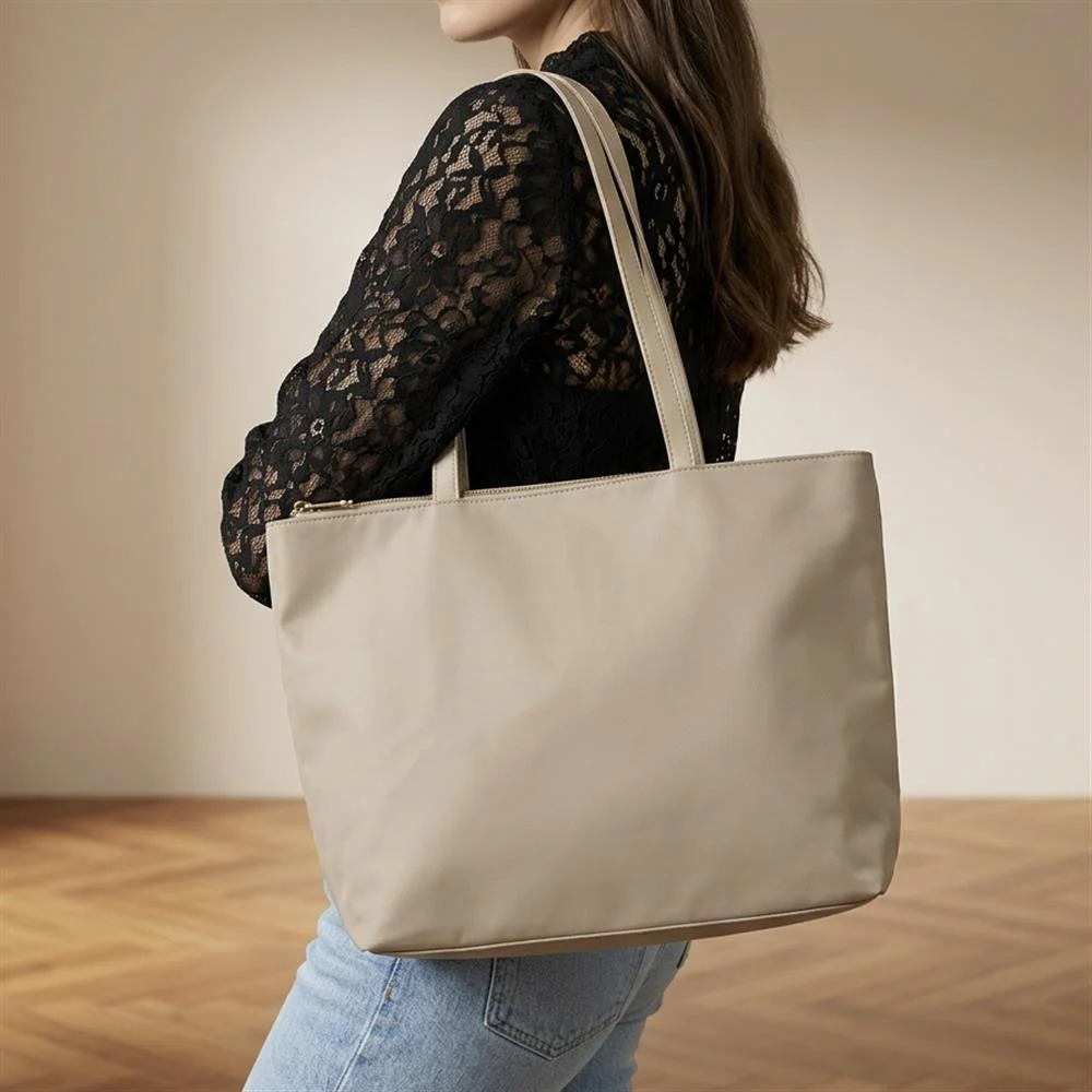 Vaya Leather Zip Close Shoulder Bag - VAYA / 329 381 - Khaki - Image 6