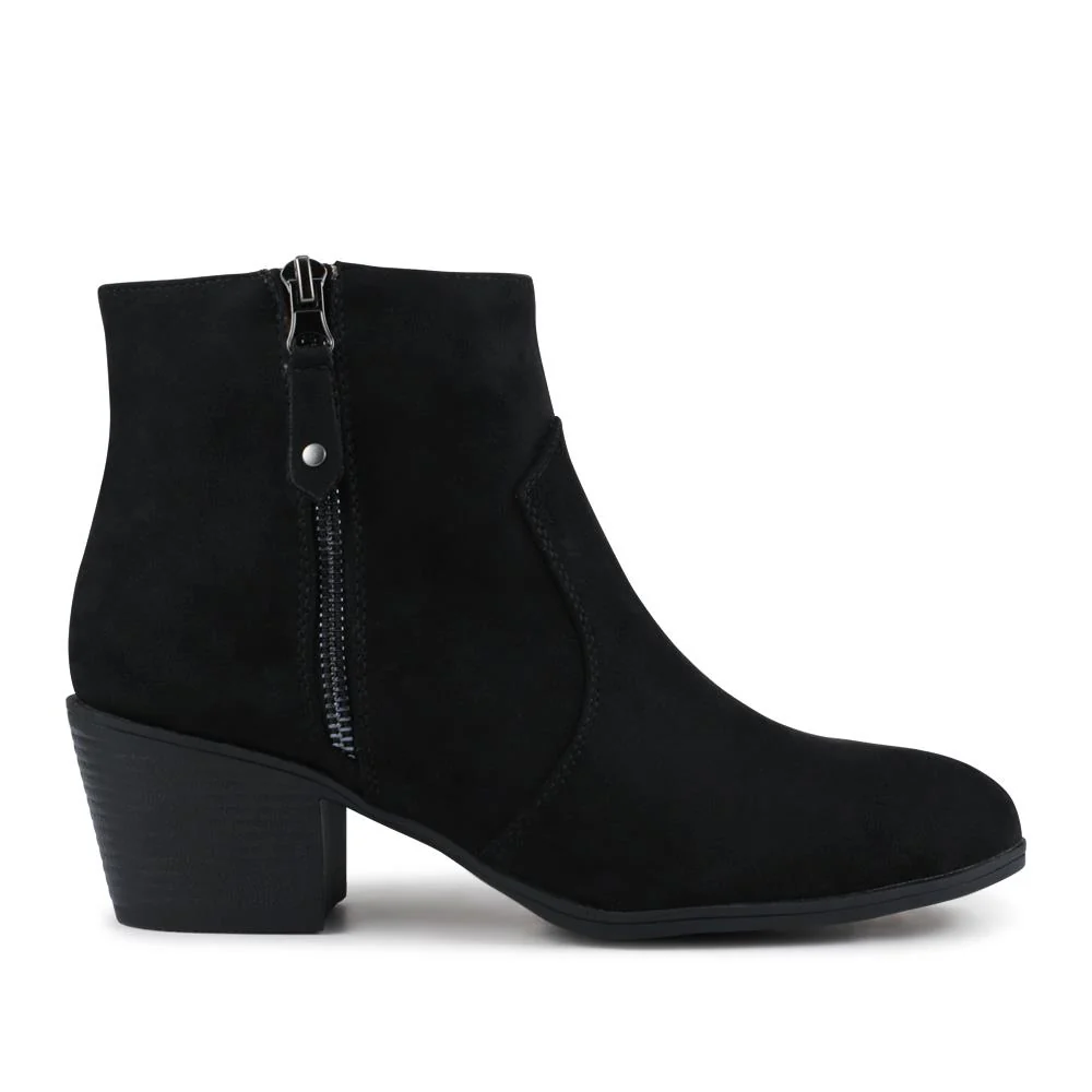 Western-Heeled Ankle Boots - SANYI40001 / 325 935 - Black - Image 2