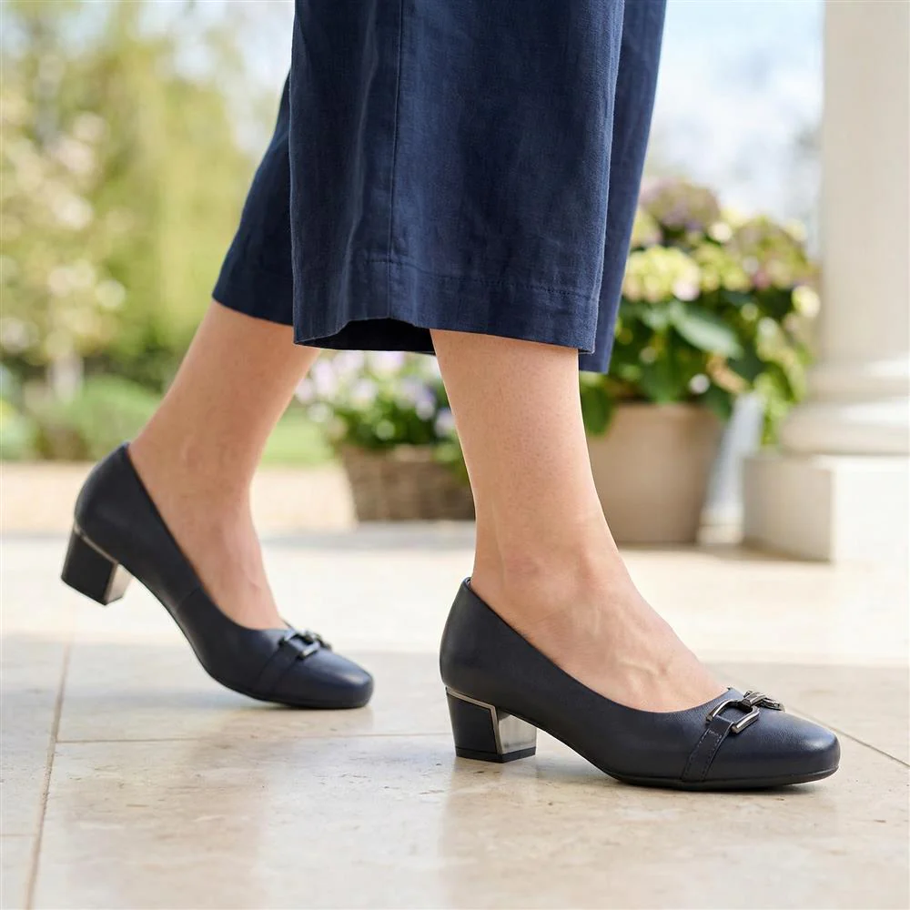 Wide Fit Block Heel Court Shoes - WK43004 / 328 968 - Navy - Image 2