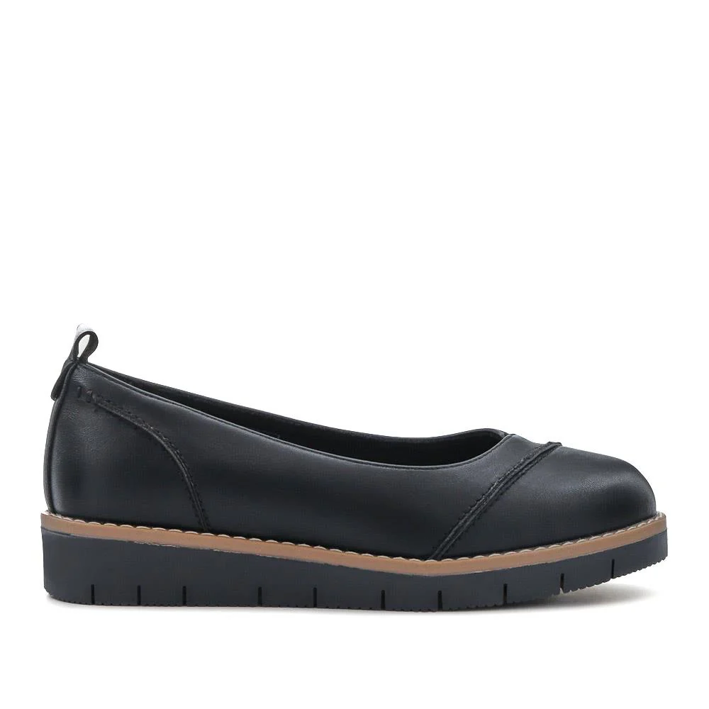 Wide Fit Chunky Pumps - WBINS41099 / 327 322 - Black - Image 2