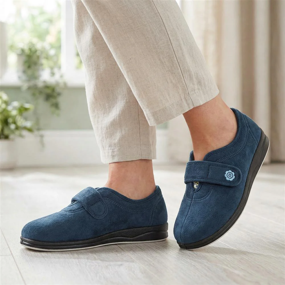 Wide Fit Cosy Adjustable Fasten Slippers - QING43001 / 329 336 - Navy - Image 2