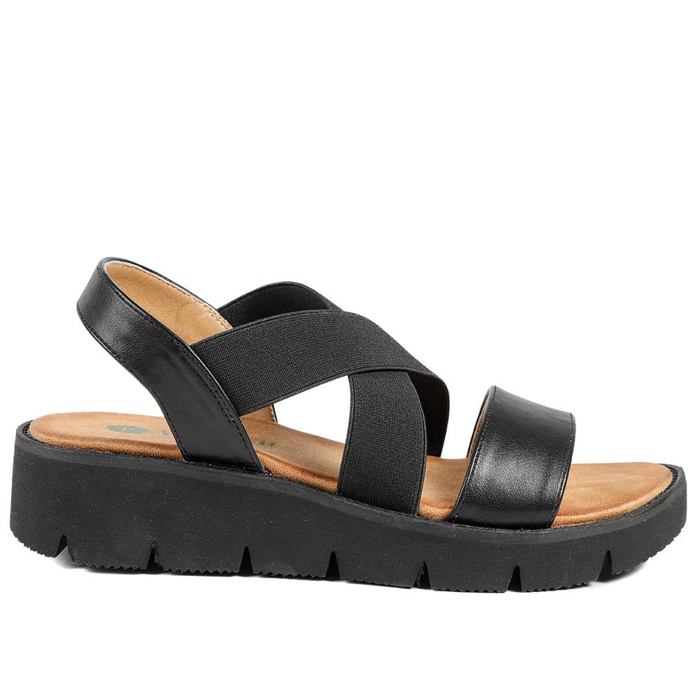 Wide Fit Elasticated Fashionable Sandals - BAIZH43026 / 328 881 - Black - Image 3