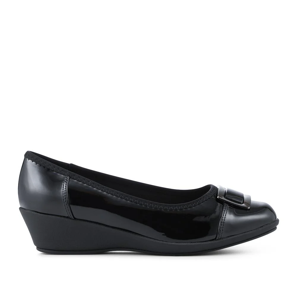 Wide Fit Flexible Wedge Heel Slip On Shoes - MAIN42005 / 328 561 - Black Patent - Image 3