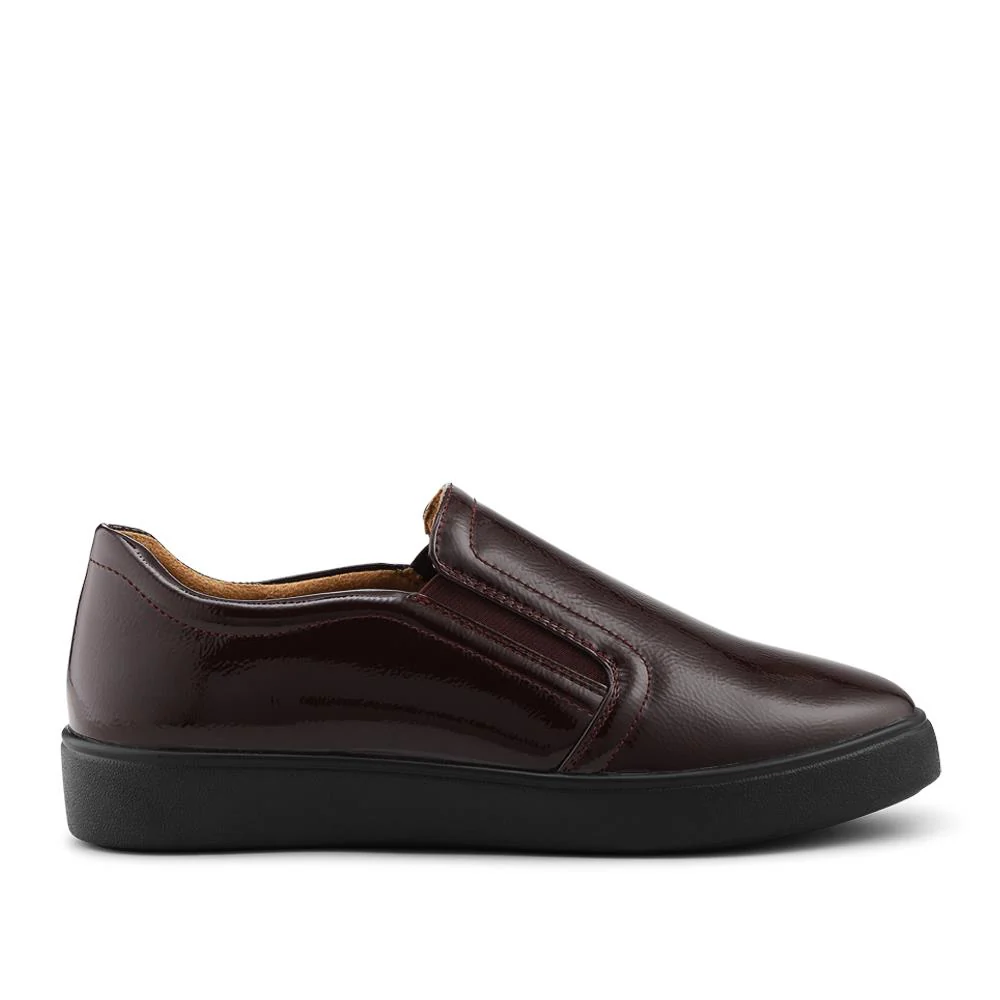 Wide Fit Ladies' Slip-On Shoes - WBINS41016 / 327 017 - Burgundy Patent - Image 2