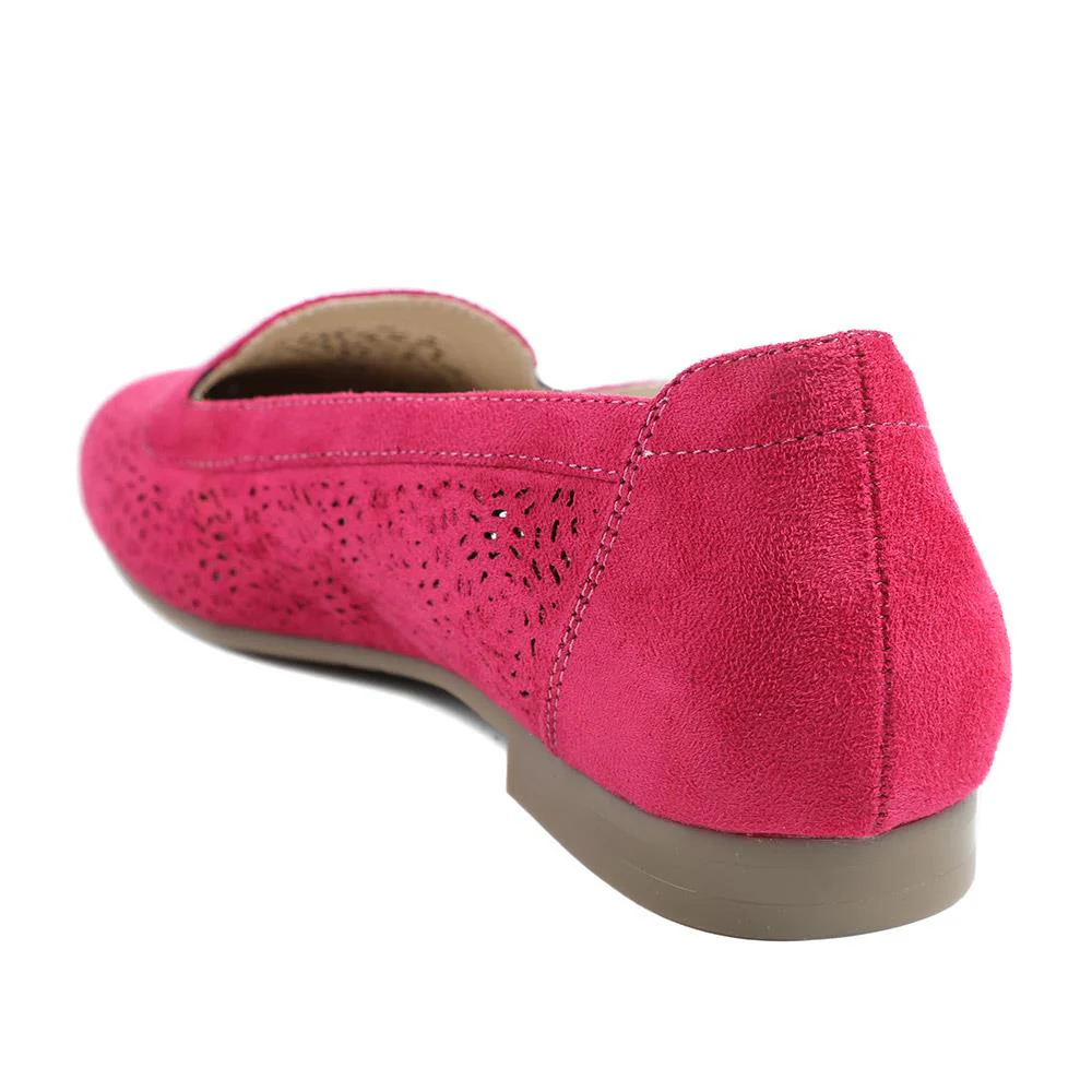 Wide Fit Laser Cut Slip On Shoes - WK43013 / 329 000 - Fuschia - Image 4