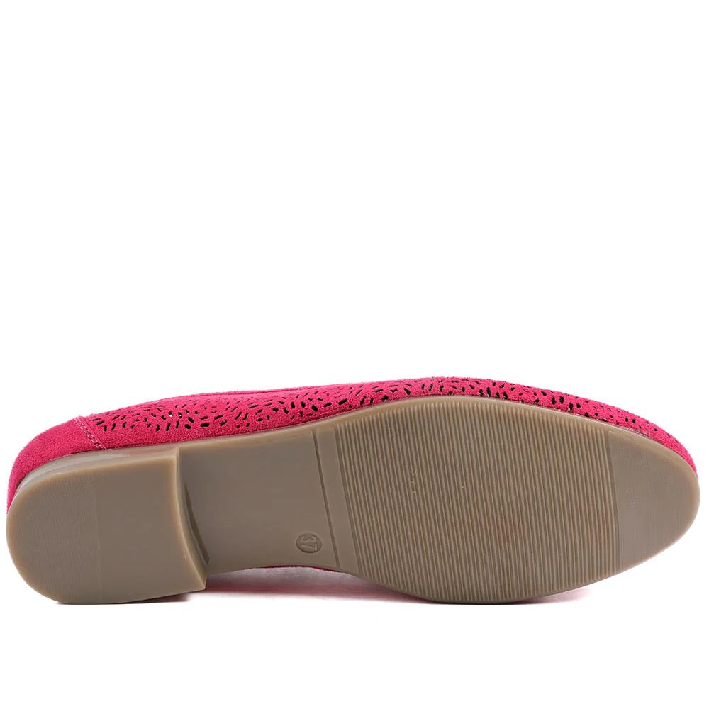 Wide Fit Laser Cut Slip On Shoes - WK43013 / 329 000 - Fuschia - Image 6