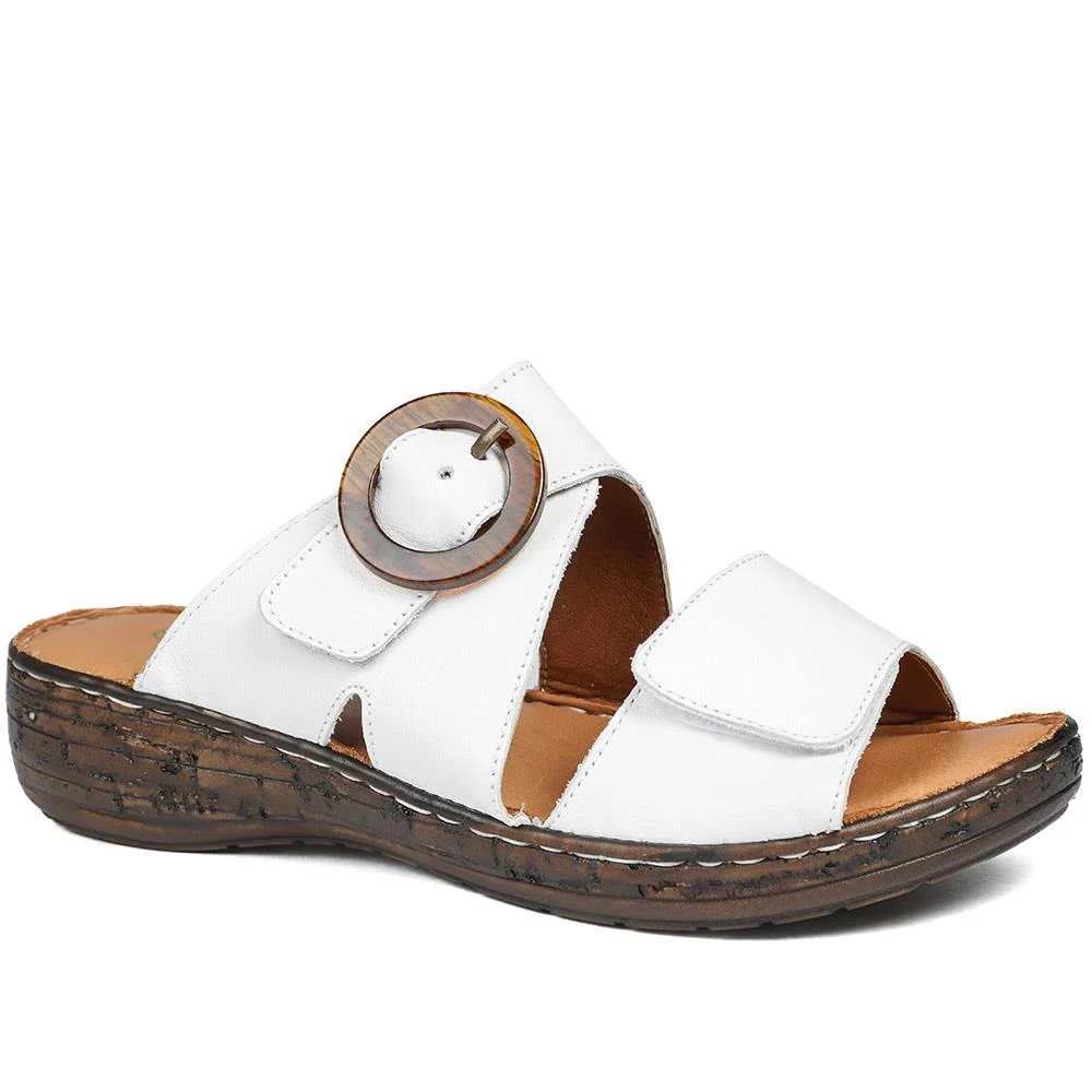 Wide Fit Leather Adjustable Fasten Sandals - LUCK43009 / 329 154 - White