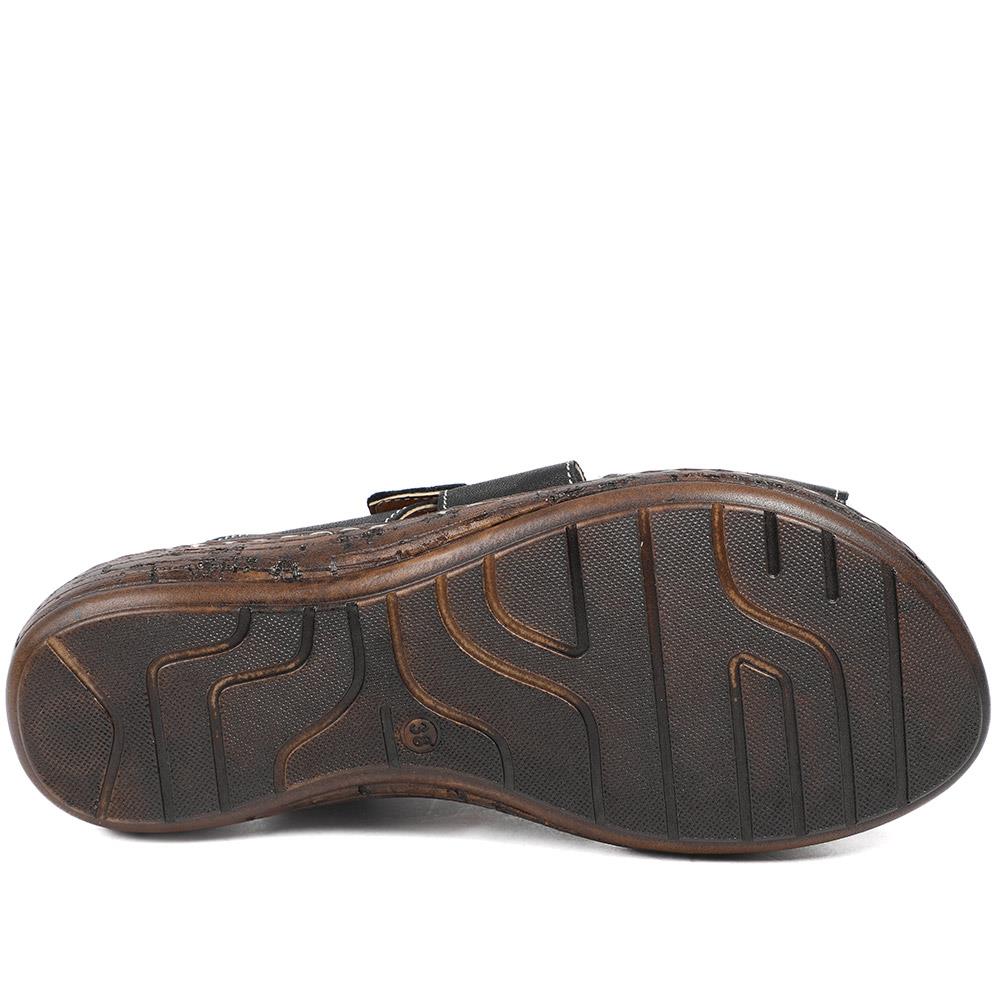 Wide Fit Leather Adjustable Fasten Sandals - LUCK43009 / 329 154 - Black - Image 5