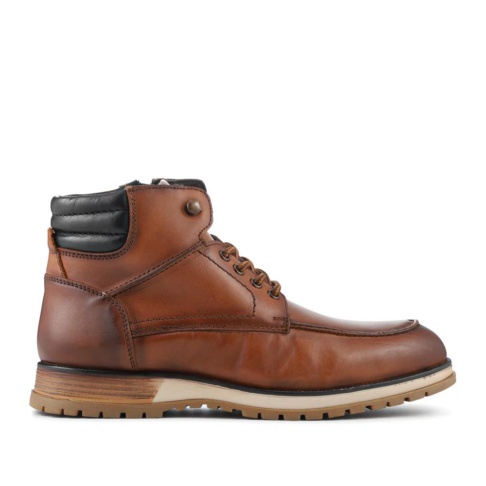 Wide Fit Leather Boots With Padded Ankle Cuff - JFOOT42020 / 328 053 - Tan - Image 2