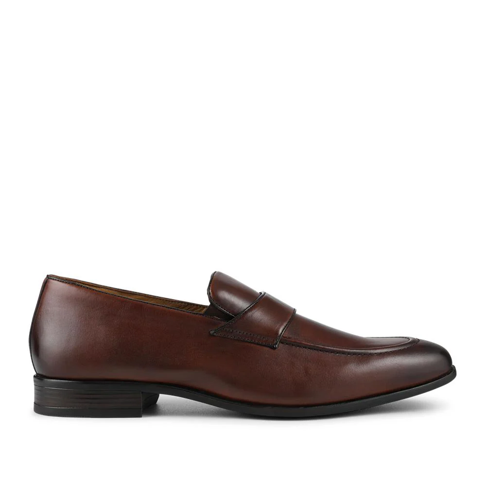 Wide Fit Leather Heeled Loafers - PRFEM42007 / 328 301 - Brown - Image 2