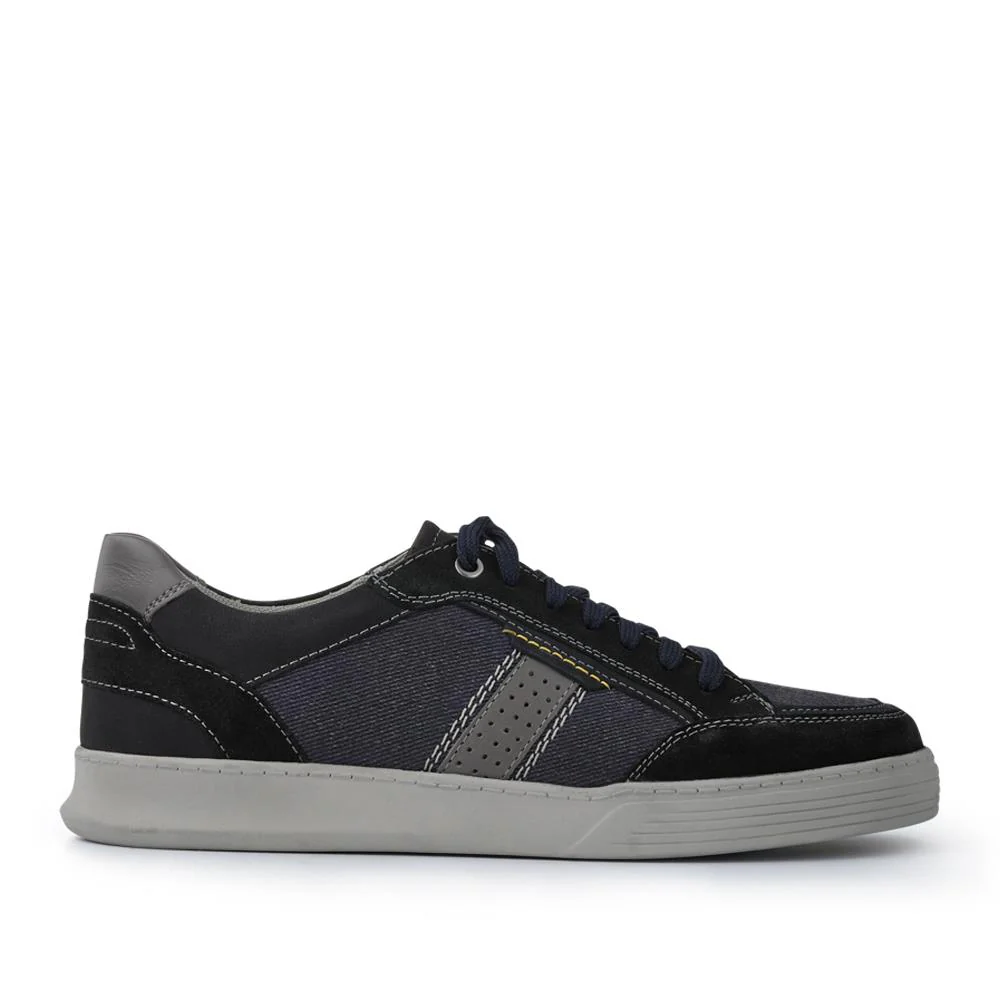 Wide-Fit Leather Laced Trainers - PARK41047 / 327 263 - Navy - Image 2