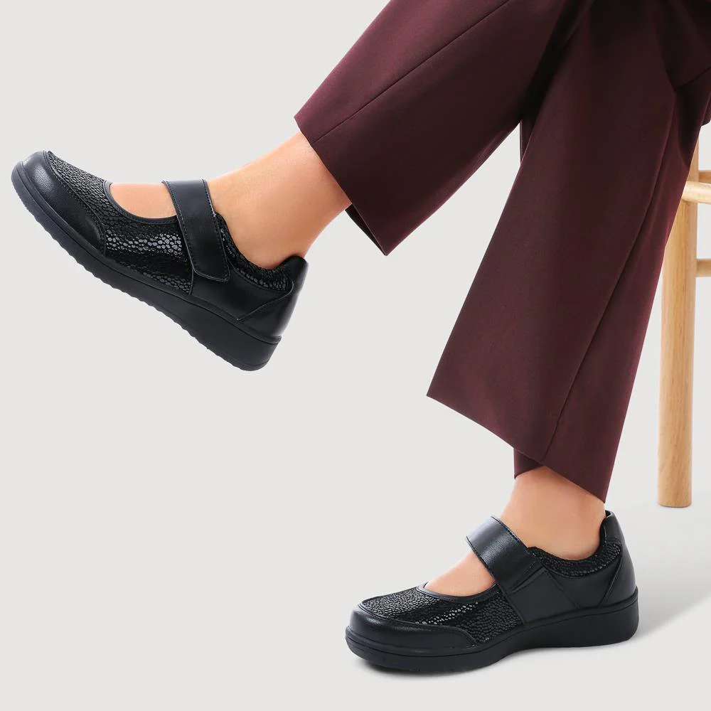 Wide Fit Leather Mary Janes - BRK42012 / 328 095 - Black - Image 5