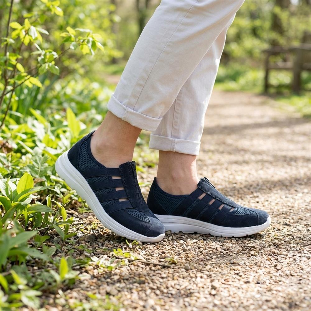 Wide Fit Leather Memory Foam Trainers - BRK43032 / 329 266 - Navy - Image 2