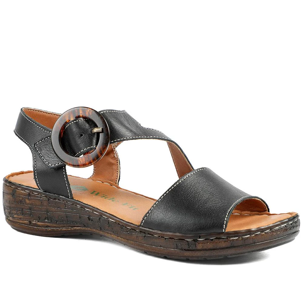 Wide Fit Leather Sandals With Buckle Fastening - LUCK43007 / 329 406 - Black