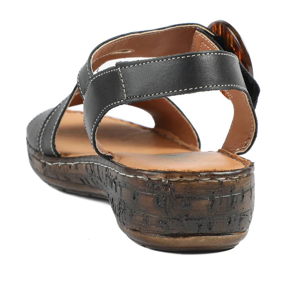 Wide Fit Leather Sandals With Buckle Fastening - LUCK43007 / 329 406 - Black - Image 4