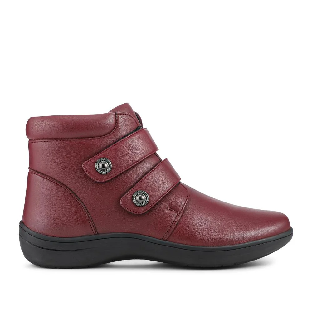 Wide Fit Leather Touch Fasten Boots - KF42005 / 328 423 - Burgundy - Image 2