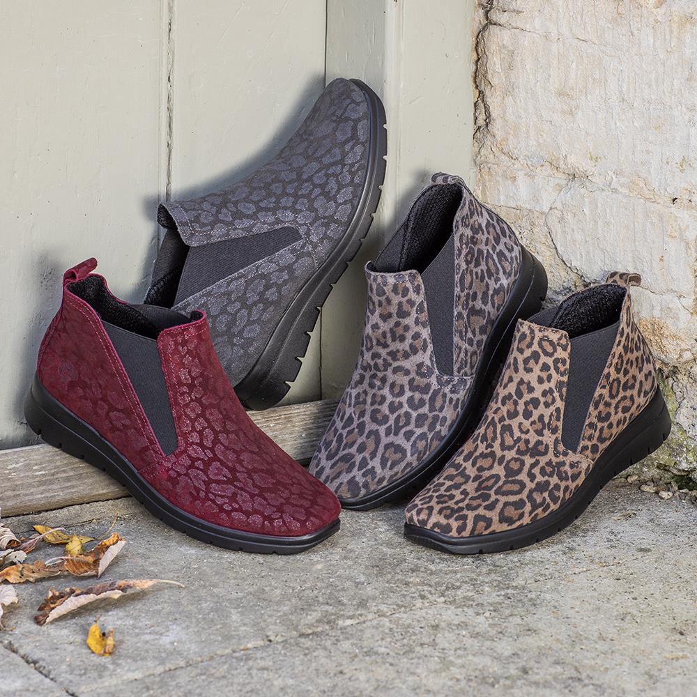 Wide Fit Leopard Print Chelsea Boots - FLY30000 / 315 741 - Brown Leopard - Image 5