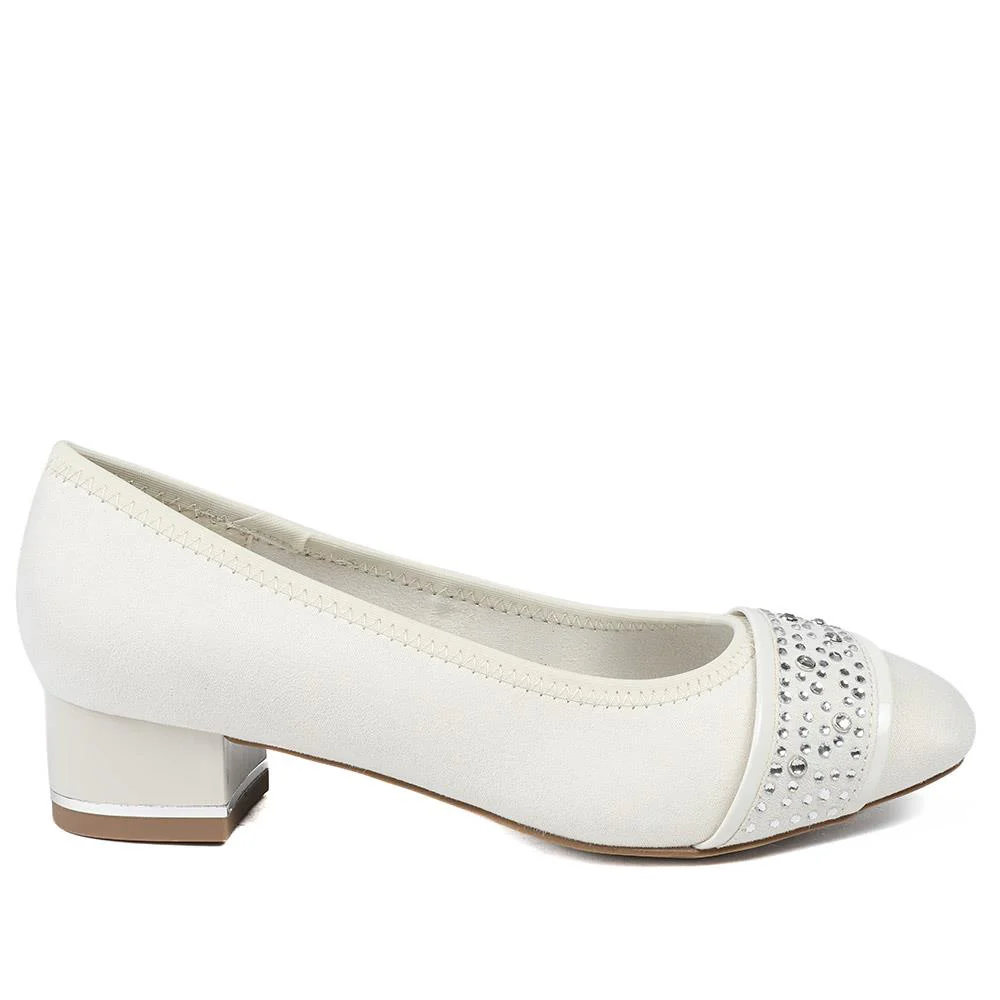 Wide Fit Slip On Court Shoes - PLAN39013 / 325 529 - Beige - Image 2