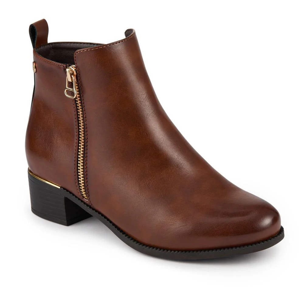 Wide Fit Smart Zip Up Ankle Boots - WOIL42015 / 328 132 - Image 2