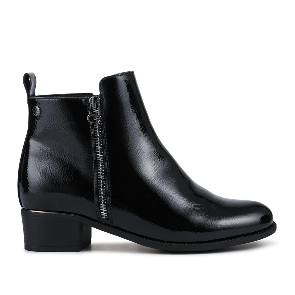 Wide Fit Smart Zip Up Ankle Boots - WOIL42015 / 328 132 - Black Patent - Image 3