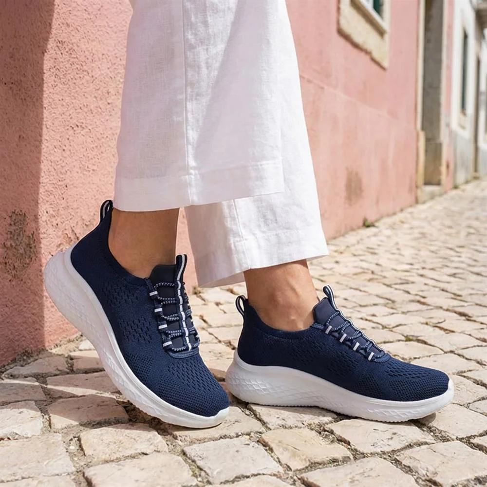 Wide Fit Easy Step In Bungee Lace Trainers - BRK42002 / 328 108 - Navy - Image 2