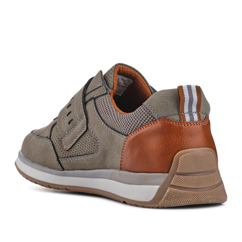 Wide Fit Touch Fasten Trainers - GANG41011 / 327 572 - Khaki - Image 3
