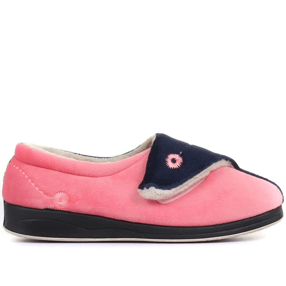 Wide Fit Warm Antibacterial Slippers - QING32015 / 319 076 - Pink Multi - Image 2