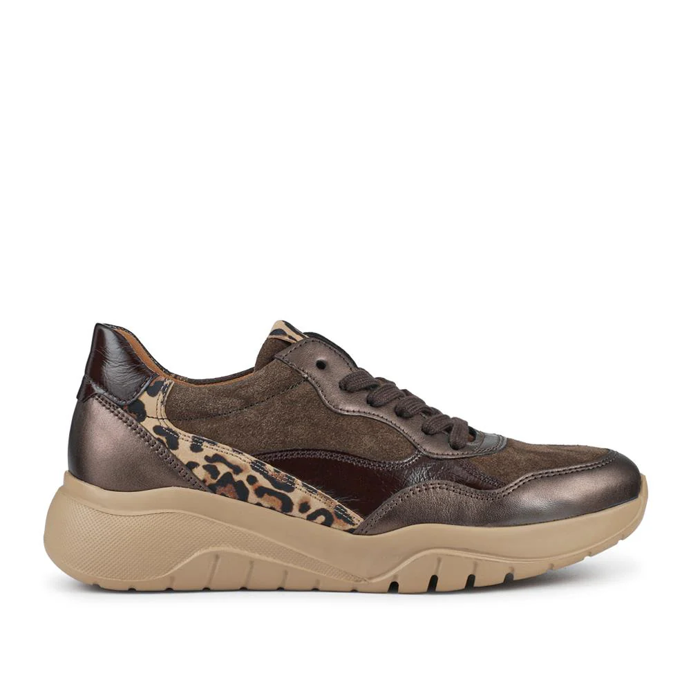 Widow Leather Lace-Up Trainers - GAB42509 / 327 748 - Dark Brown Multi - Image 2