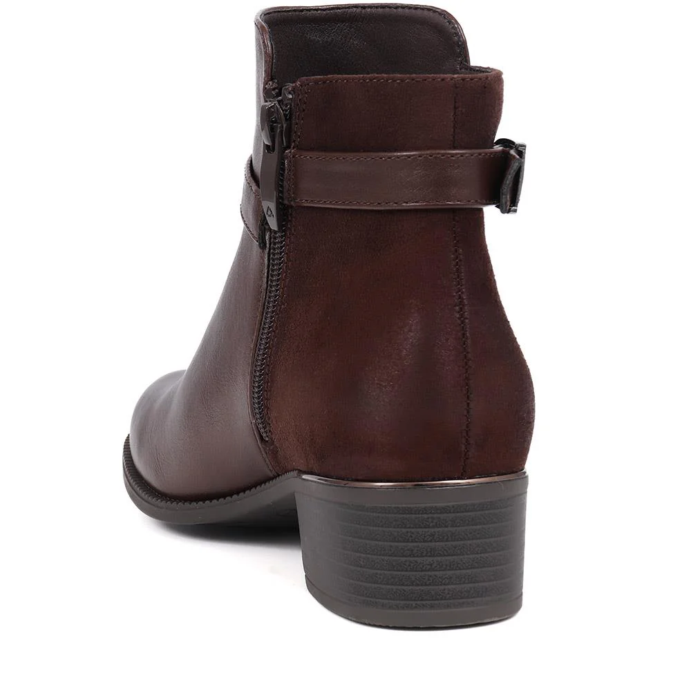 Zip-Detail Heeled Ankle Boots - WOIL40041 / 326 047 - Brown - Image 3