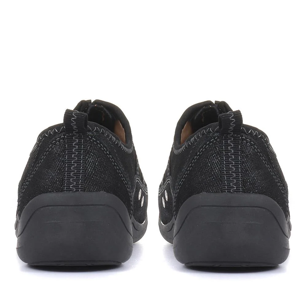Zip Fastening Trainers - BRK30008 / 316 942 - Black - Image 3