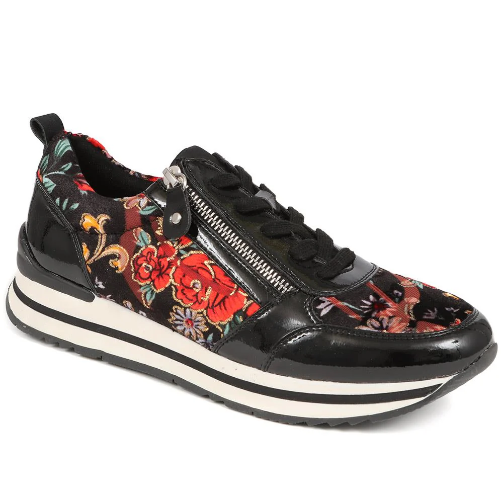 Zip-Up Laced Trainers - WBINS39070 / 325 159